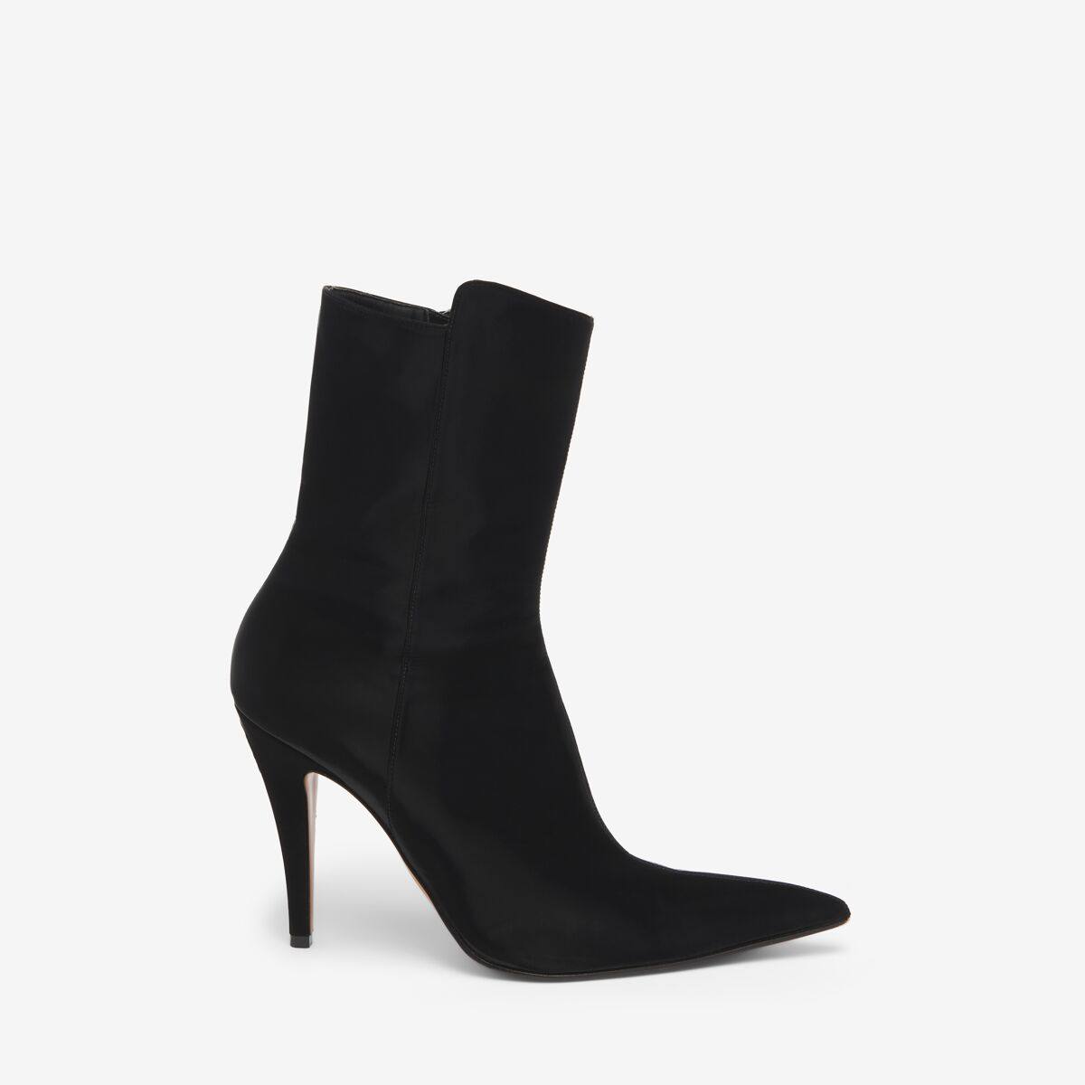 ALEXANDER MCQUEEN - Birdee Ankle Boot - Item 808127W4AAO1000